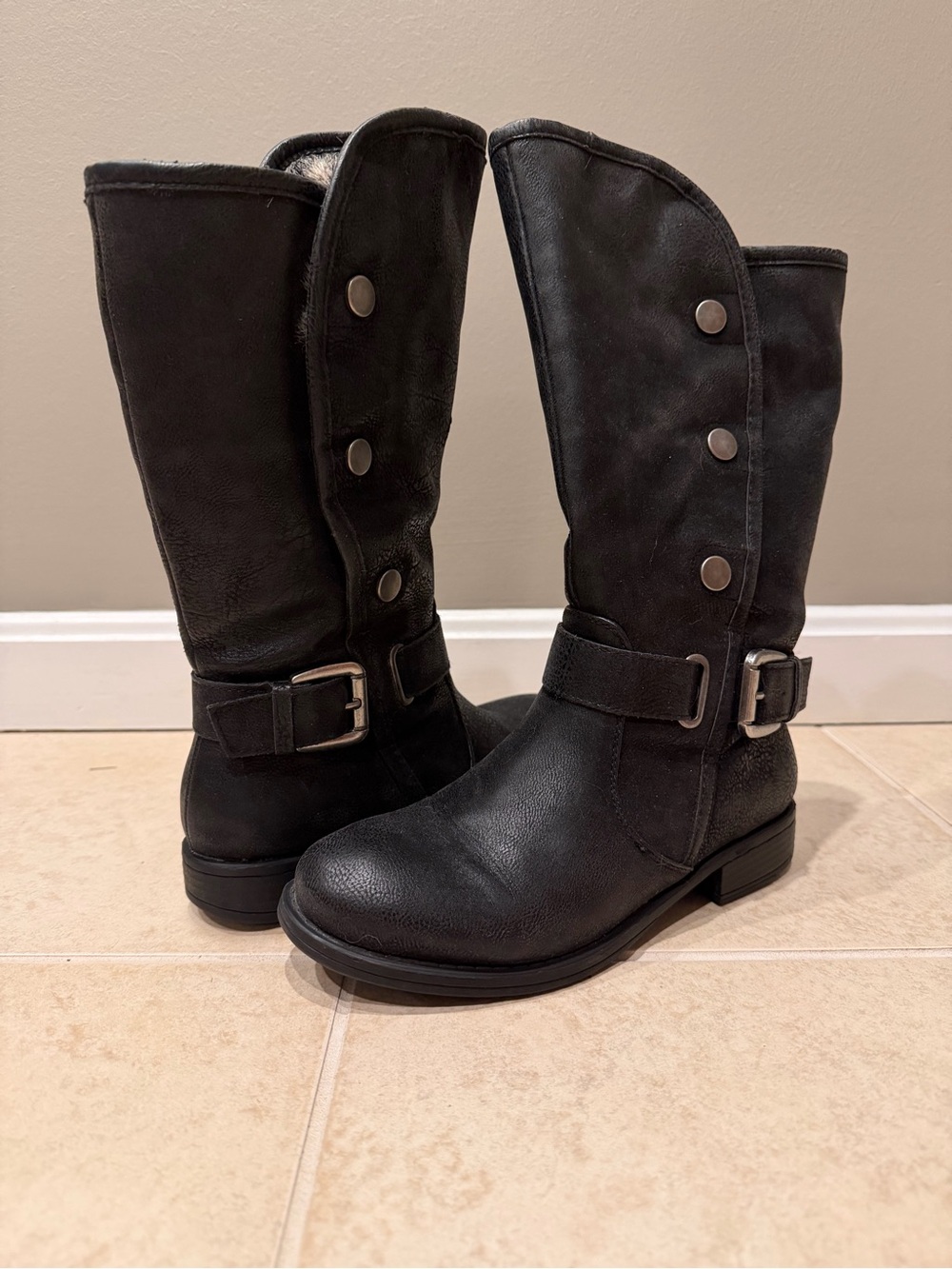 Unr8ed Tall Black Faux Fur Lined Riding Boots Women’s Size 7M